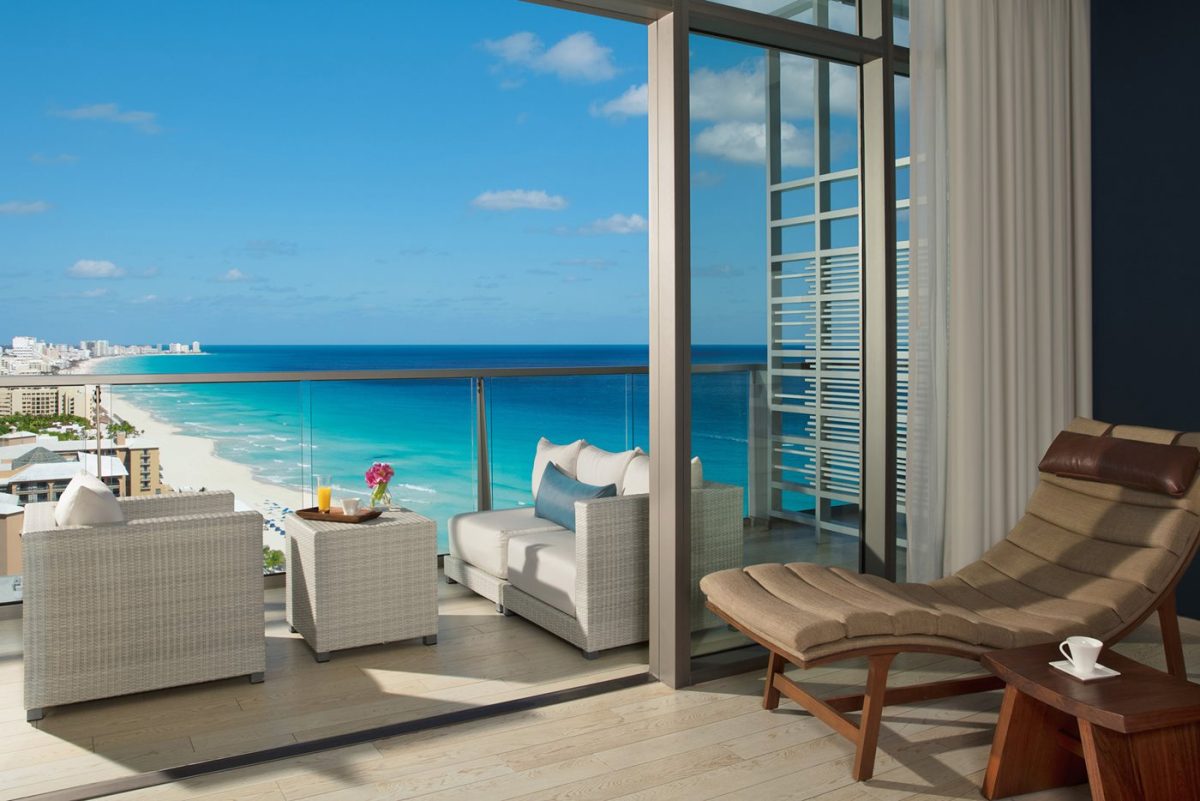 CUN-Secrets-The-Vine-Room-Junior-Suite-Ocean-View-Balcony